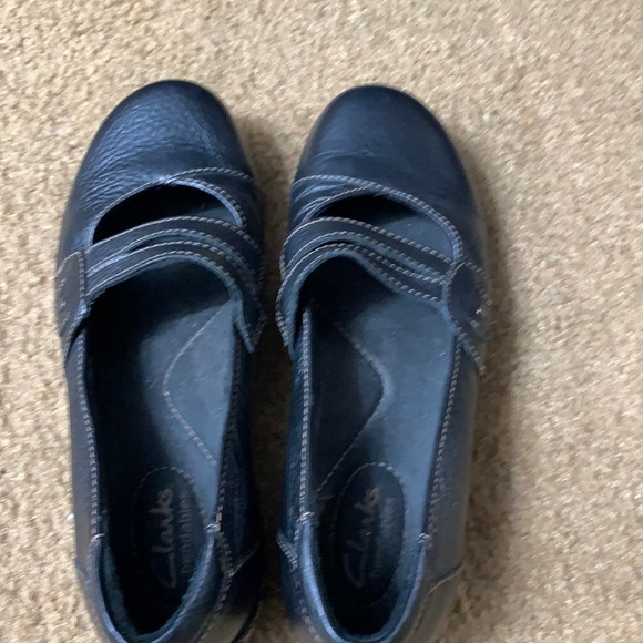 Clark’s 6 1/2 black - Picture 1 of 7